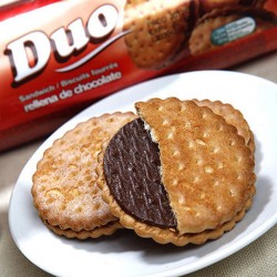 熱賣(mài)零食西班牙進(jìn)口食品谷優(yōu)巧克力夾心餅干禮品170g 貝奇食品