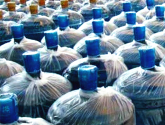 國家食藥總局：近800種瓶（桶）裝水不合格 怡寶榜上有名